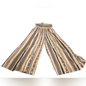 SHEIN White W/Blue Boho Print Smocked Strapless Open-Leg Jumpsuit Size 3X EUC